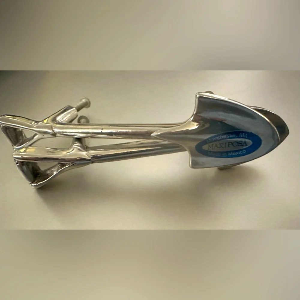NWT Mariposa Manchester Shovel Drawer Pull Hook Handle Made Mexico Door Hardware